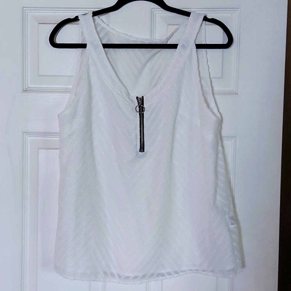 White lace tank top